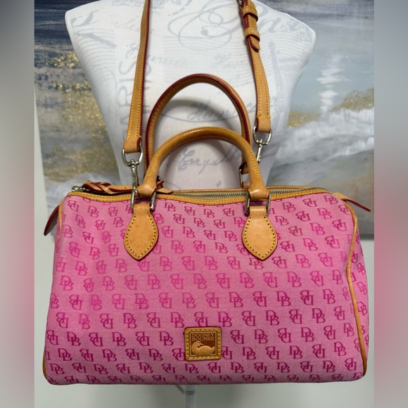 Dooney & Bourke Handbags - DOONEY & BOURKE J5914567 Signature Canvas Bag, Pink